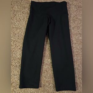 Old Navy Short Black Activewear Leggings GO-DRY